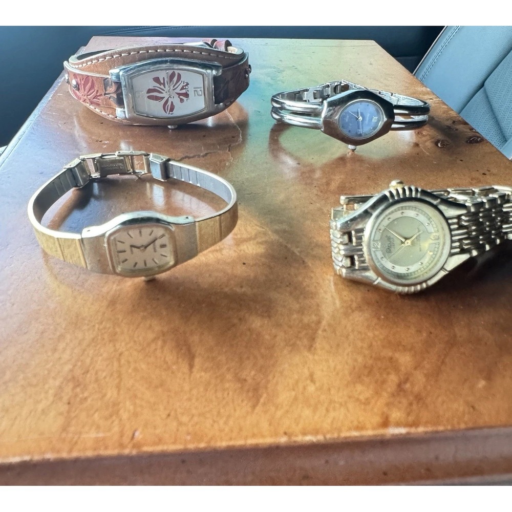 Lot of 4 Vintage Women's Watches – Fossil, Armitron,‎ Pulsar, Acqua Japan